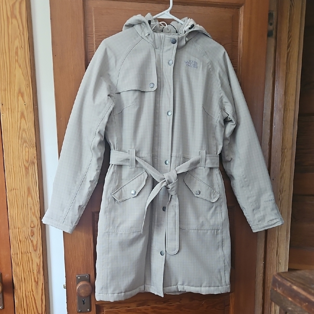 The North Face Light Beige/Creme Hooded Parka